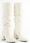 white slouchy boots, slouchy boots, fall slouchy boots, slouchy boots under $100