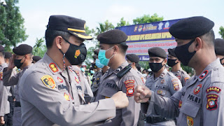 Polres Sekadau Lepas Keberangkatan BKO Polda Kalbar