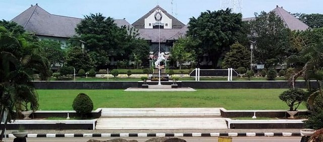 Sejarah Singkat “Universitas Diponegoro”