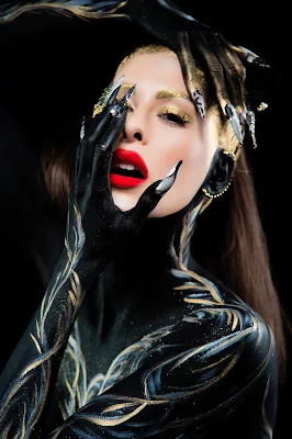 Bodypainting "NightFalls" by Renew Style