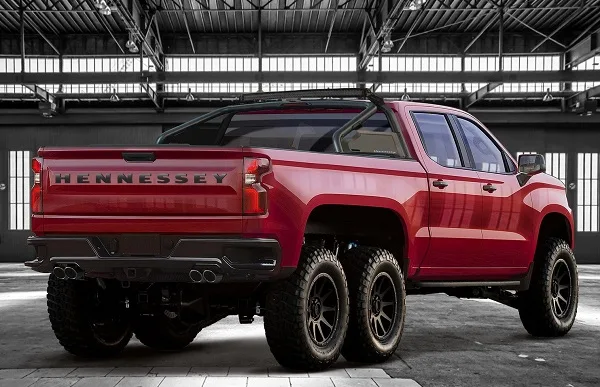 Hennessey Goliath 6x6 Chevrolet Silverado