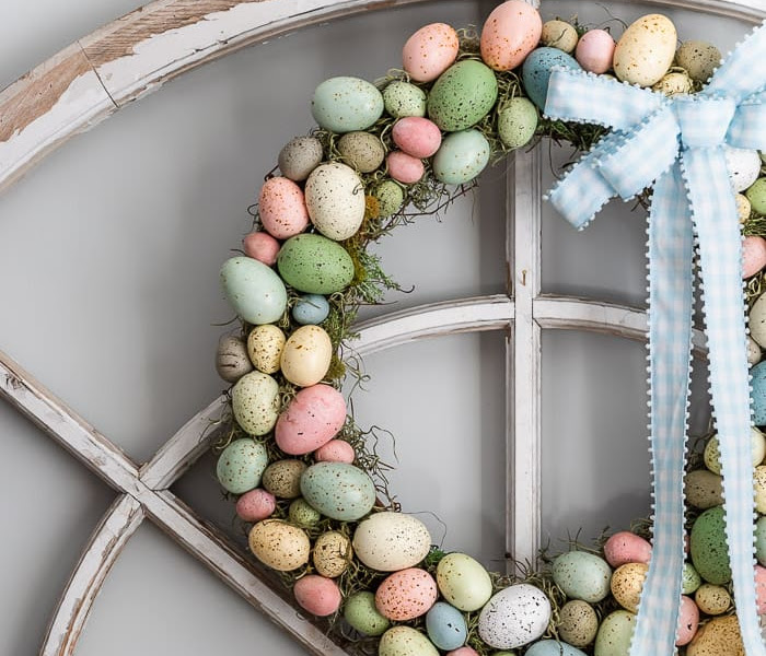 How to Make an Easter Egg Wreath 