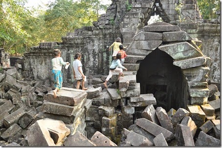Cambodia Angkor Beng Mealea 131228_0409