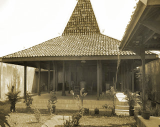 Keunikan-Rumah-Adat-Tradisional-Joglo-Situbondo-Jawa-Timur