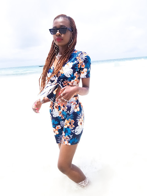 Cute Beach Vacation Outfit Idea- Beach Brunch Outfit