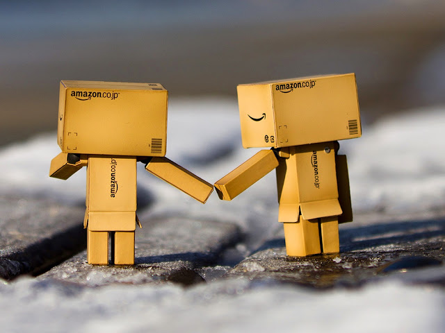 Gambar dp bbm Untuk Foto Boneka Danbo romantis