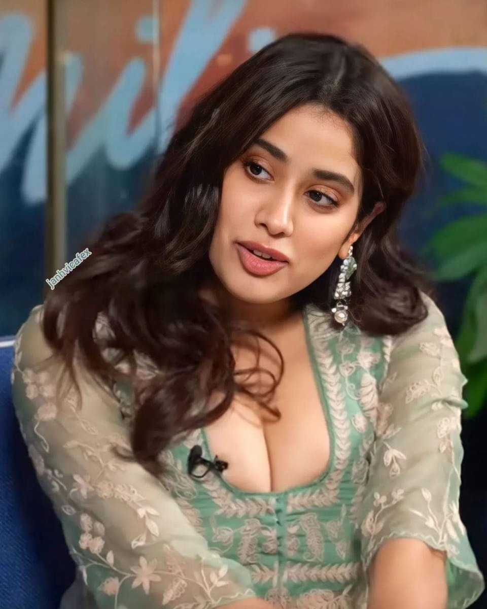 Janhvi kapoor pic