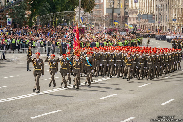 парад військ на День незалежності 2017 на Ukrainian Military Pages