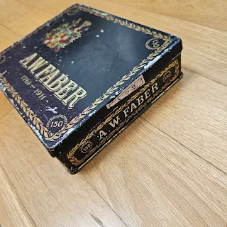 FABER CASTELL 150TH ANNIVERSARY TIN CASE (1911)