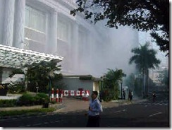 Photo Ledakan Bom JW Mariot 17 Juli 09_8