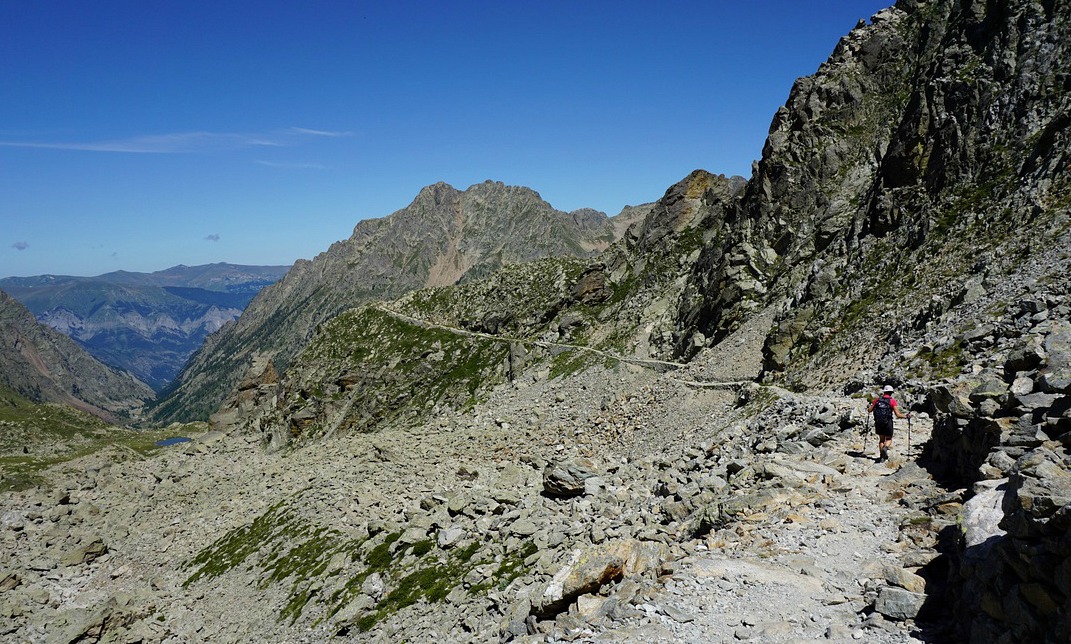 The trail little after Col du Lausfer