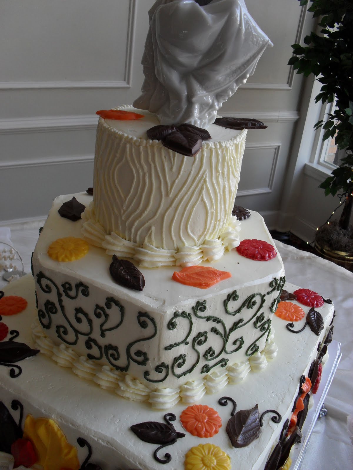 Autumn Wedding Cake with