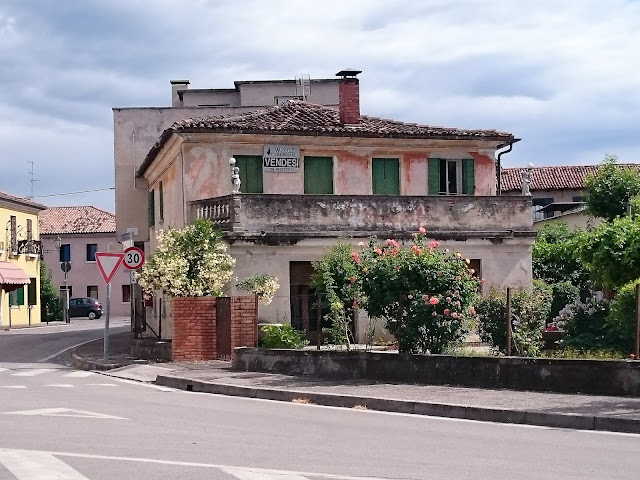 Casa in vendita lungo la Via Claudia Augusta Altinate a Lovadina Treviso