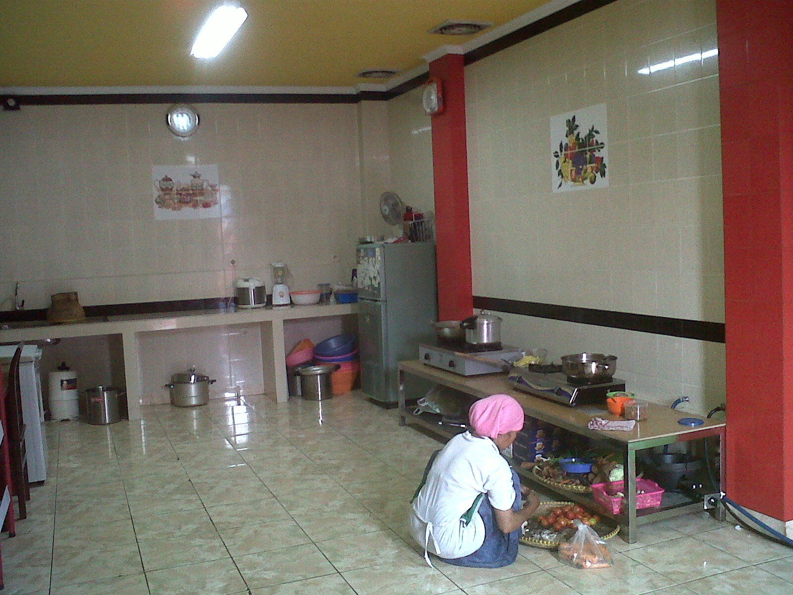 Dijual Rumah Makan 3 Lantai di Selabintana Sukabumi