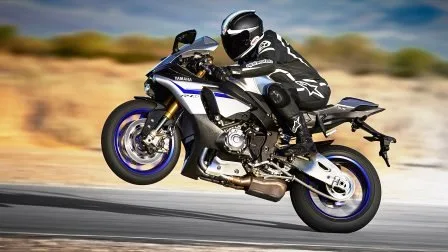 Daftar Harga Dan Spesifikasi Moge Yamaha Terbaru 2018