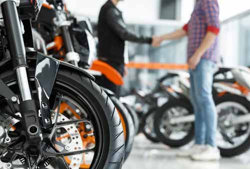 Tips Memilih Sepeda Motor untuk Perempuan 