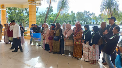 Wabup, Lepas Utusan Pasaman Barat Mengikuti Muktamar Muhammadiyah di Solo