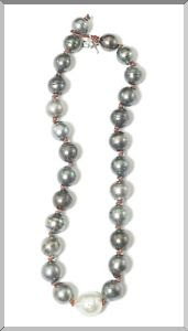 classic string of tahitian pearls