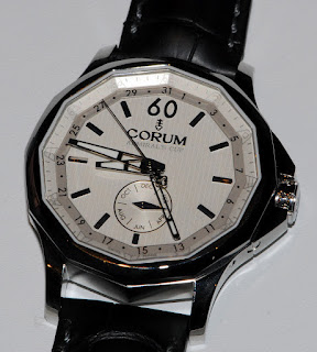 Montre Corum Admiral’s Cup 42 Calendrier Annuel référence 503.101.20/0F01 FH10