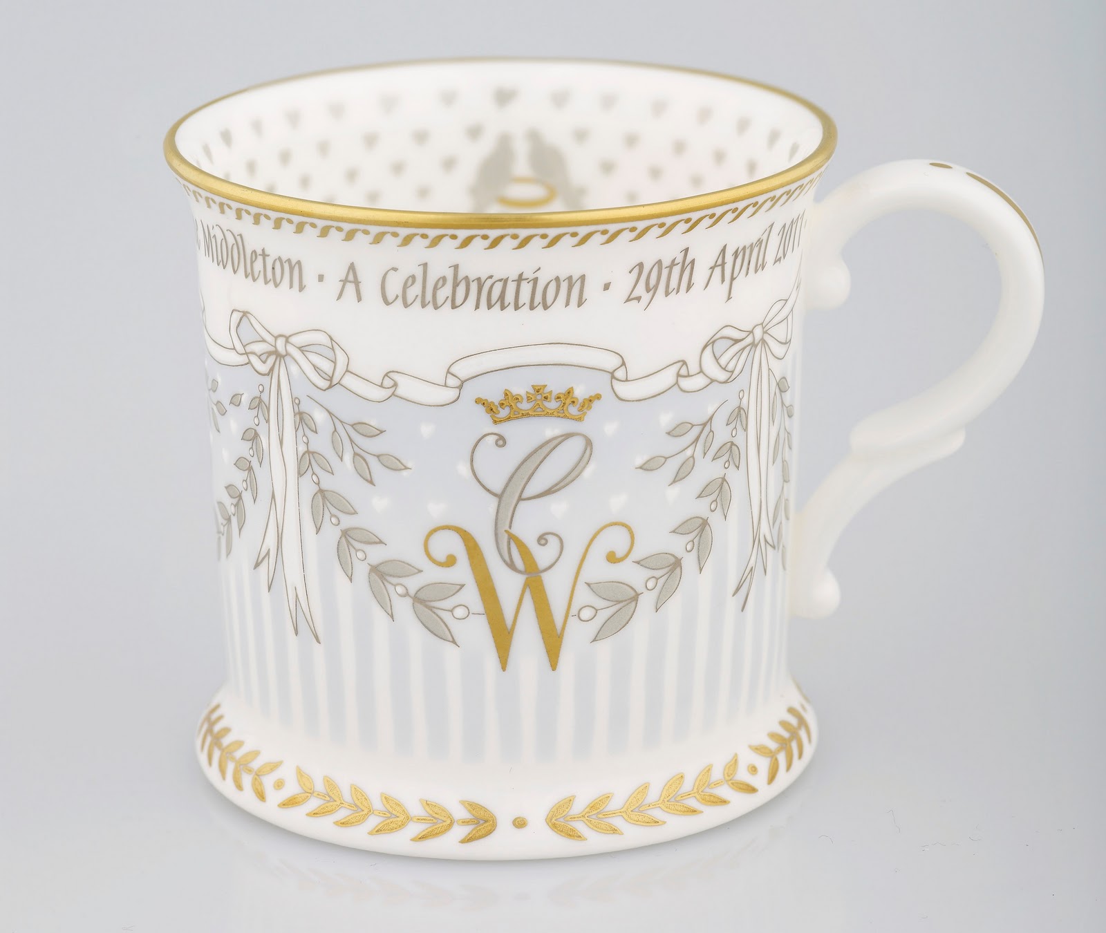 official royal wedding plate on The Official Royal Collection Plate  Above  And Tankard