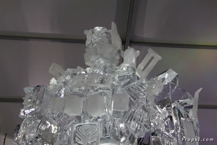 A big sculpture of ice new and fresh Pictures