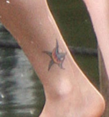 It is the one visibly colored tattoo that she has