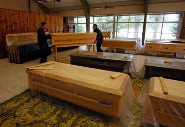 homemade casket designs