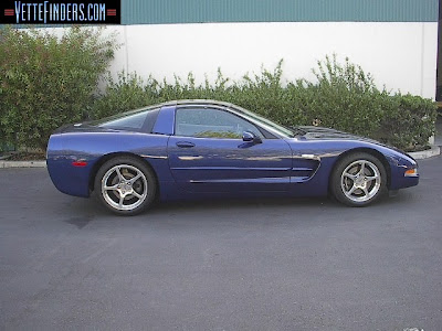 2004 Commemorative Corvette Coupe Blue Side View Photo