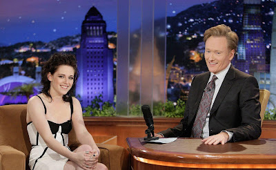 Kristen Stewart Looks Absolutely Hot on Conan O’Brien Show, Kristen Stewart Looks Absolutely Hot on Conan O’Brien Show pics, Kristen Stewart Looks Absolutely Hot on Conan O’Brien Show sexy pics, Kristen Stewart Looks Absolutely Hot on Conan O’Brien Show sexy pictures, Kristen Stewart Looks Absolutely Hot and sexy pictures