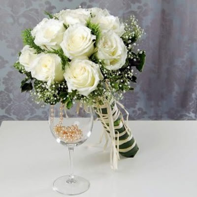 White Roses Wedding Flowers