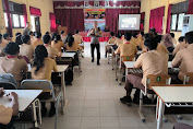 Polsek Ngabang Polres Landak Sosialisasikan Penerimaan Anggota Polri di Sekolah