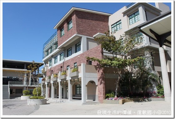 Yi-Zai-elementary-school02