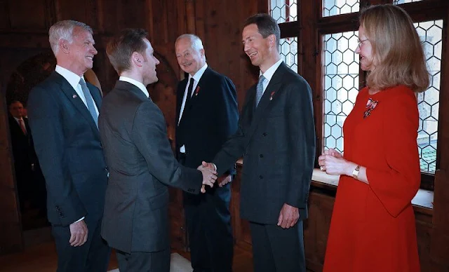 Prince Hans-Adam, Hereditary Prince Alois and Hereditary Princess Sophie held a new year reception. Princess Sophie wore a red dress