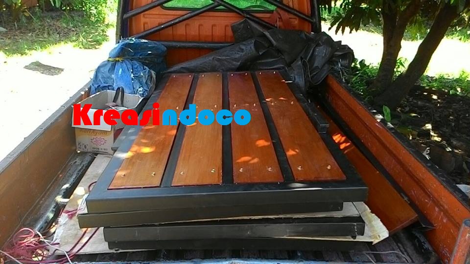 Pemasangan Pintu  Besi  Kombinasi Kayu  Kamper di Jerokuta 