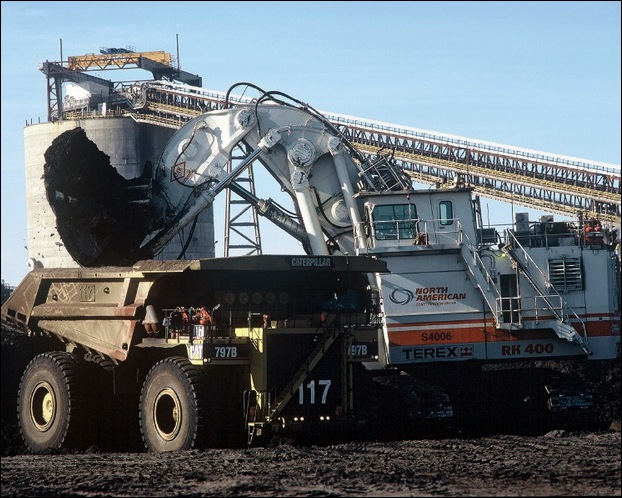 TEREX RH400 worlds largest hydraulic shovel 19
