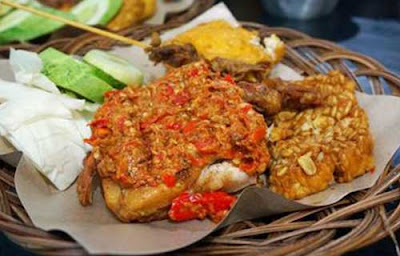 8 Tempat Wisata Kuliner Pekalongan Yang Legendaris dan Murah