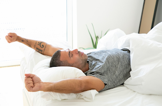 A man waking up | Chiropractor Ann Arbor