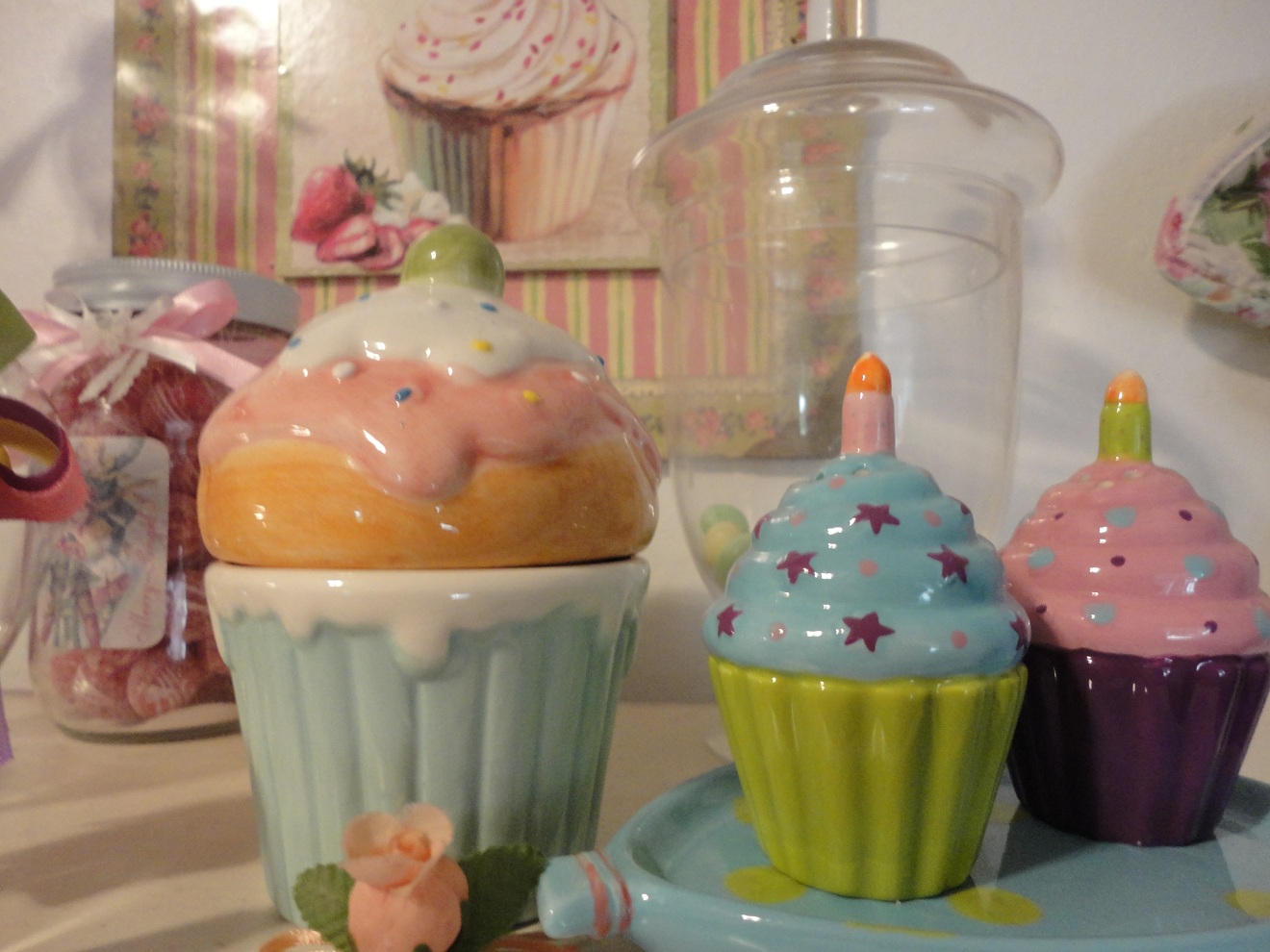 Cupcake Decor For Kitchen