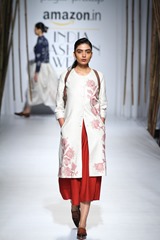 AIFWSS17-Payalpratap-Mystylespots-14