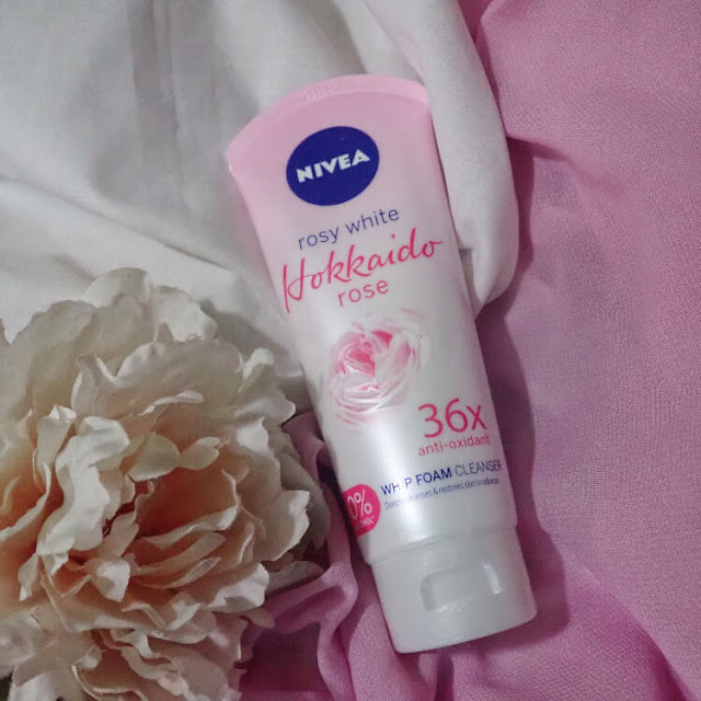 nivea hokkaido rose whip foam