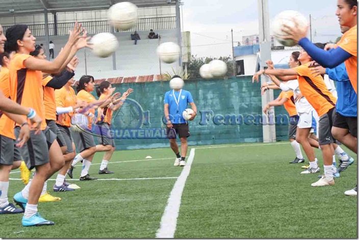 futfemeseleccion26-8-2010 030