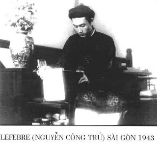 Đức Thầy tại Văn Phòng đường Lefèbre (Nguyễn Công Trứ) Sàigòn , năm 1943