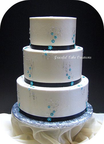 Ivory Teal and Black Wedding Cake To see daily pictures recipes