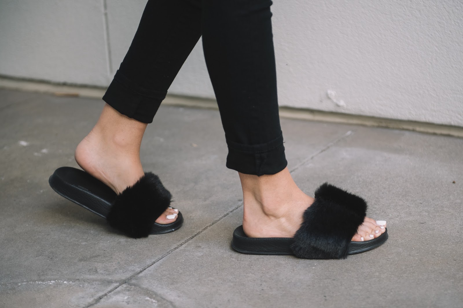 Urban Outfitters Black Fur Slippers - @ taylorwinkelmeyer