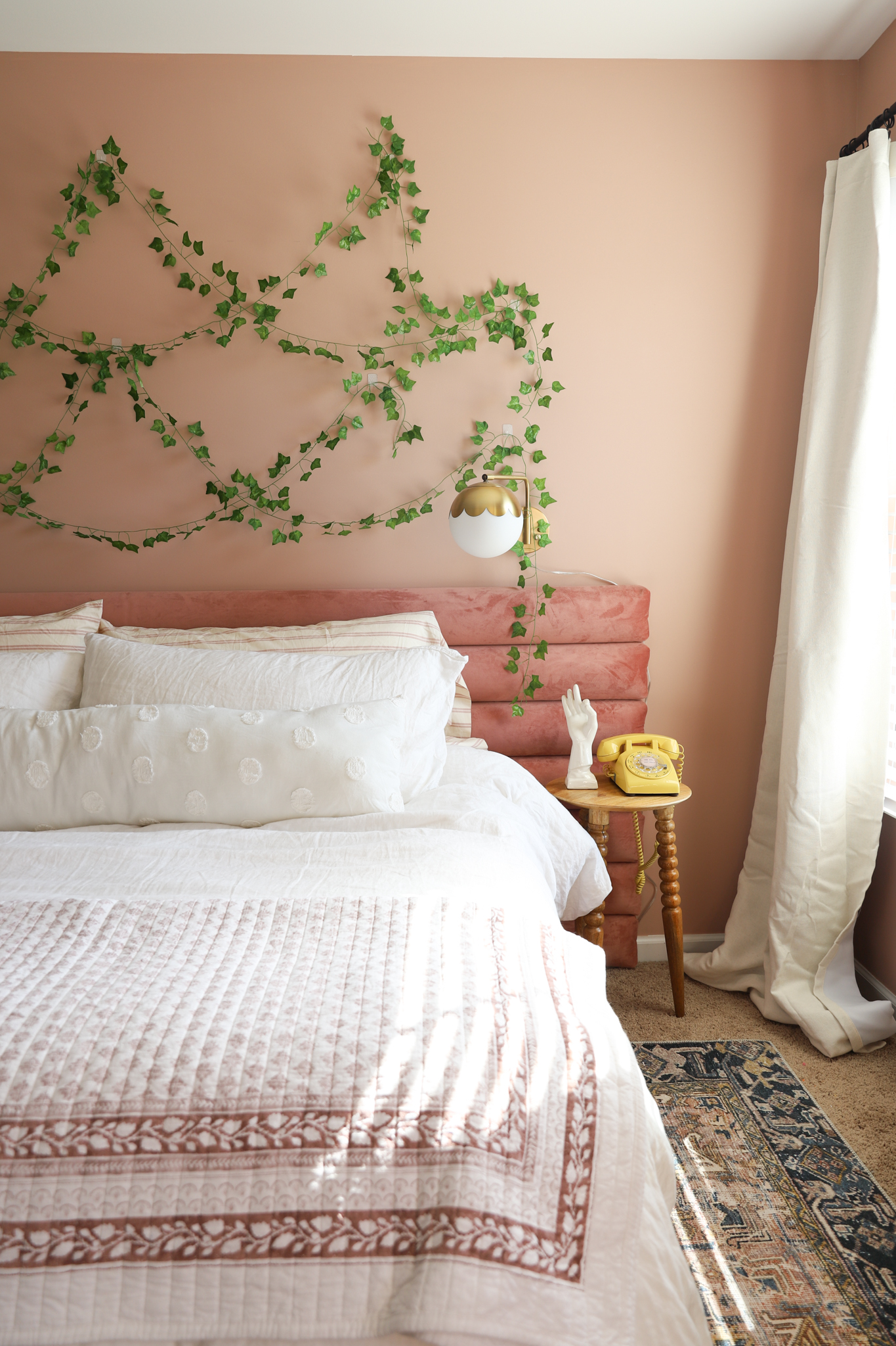 A Pretty Pink Aesthetic Teen Room!