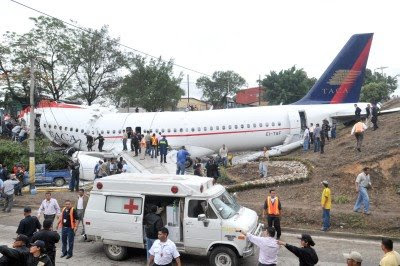 Dos versiones muy divergentes respecto del accidente de TACA