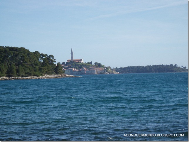 08-Rovinj. Vista de Rovinj desde el Restaurante Blu-P4260101