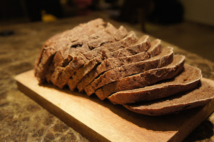 Simple Hershey's Bread Loaf (Breadmaker) 自制可可面包