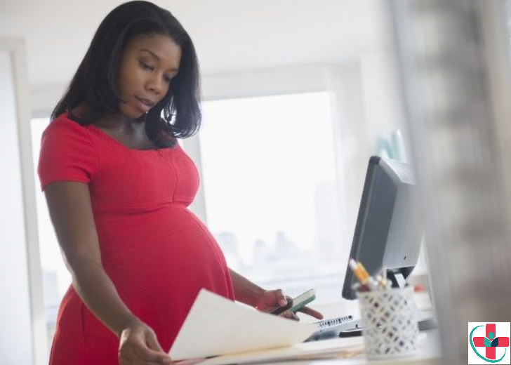 Ways to keep healthy at work when pregnant