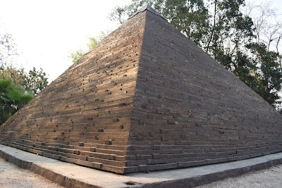 The great pyramid of Giza, Waste to Wonder Park, Delhi
